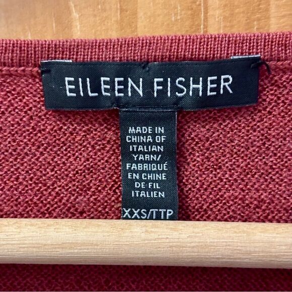 Eileen Fisher red Italian merino wool curved hem oversized
sweater XXS - Picture 4 of 7